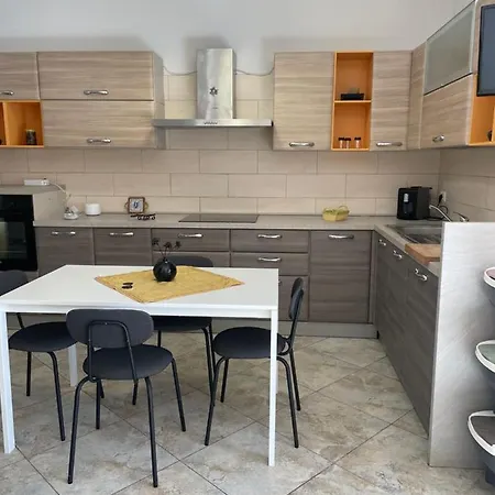 Appartament Casa Dei Limoni Aeroporto di Catania Fontana Rossa